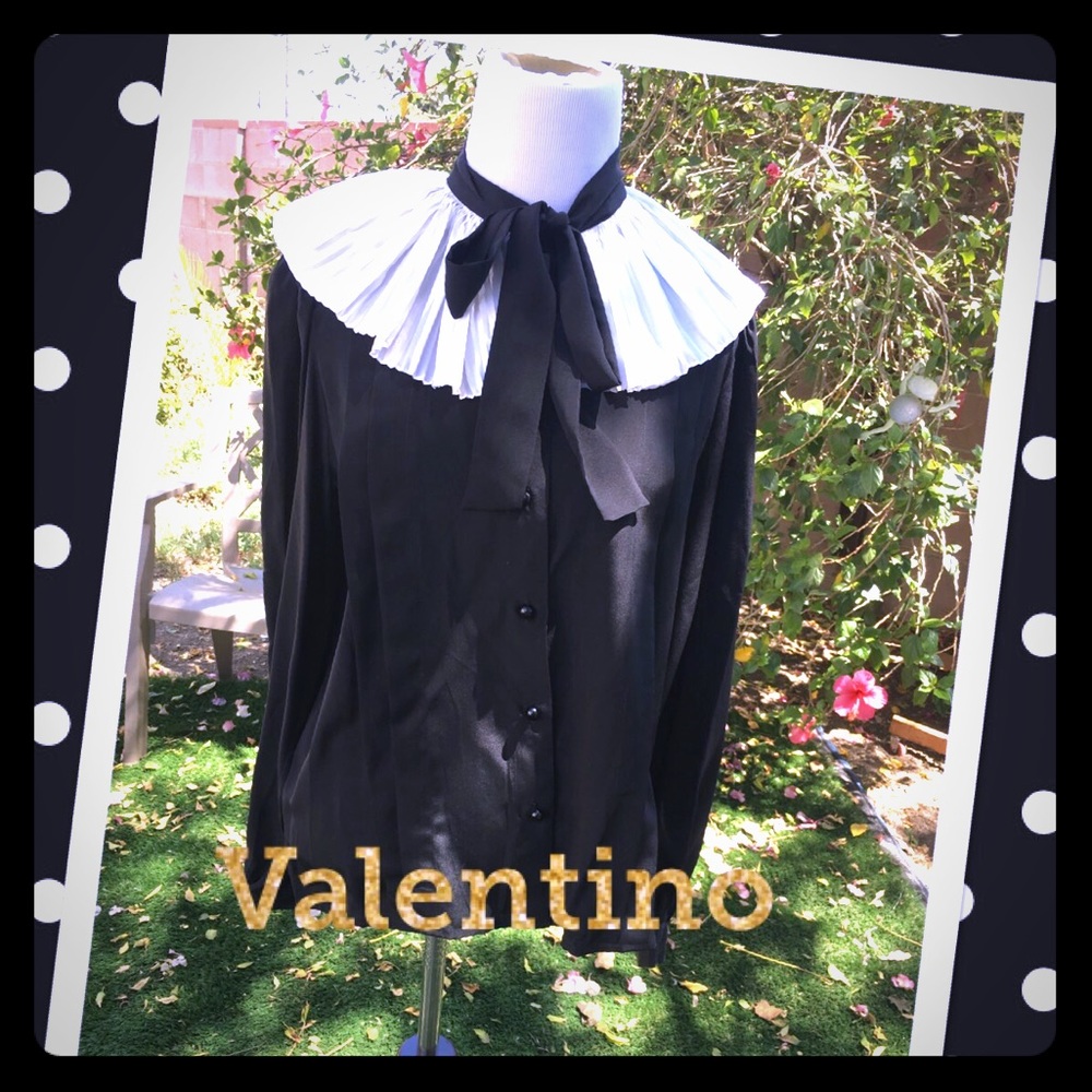 Vintage 100% silk Valentino button down blouse.